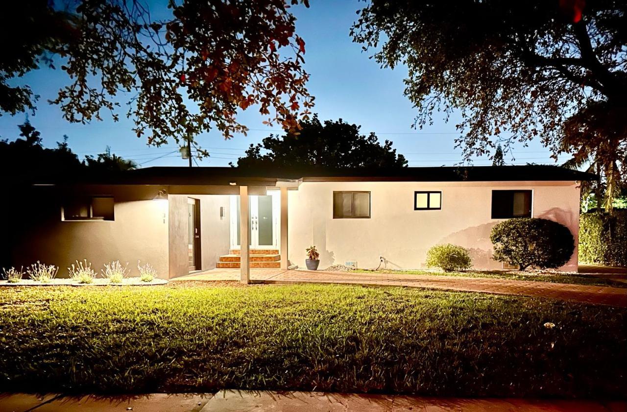 Miami Gem Villa Exteriör bild